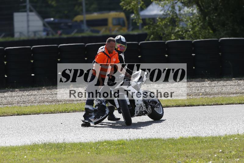 Archiv-2025/22 06.06.2025 DISCOVER the BIKE ADR/Race 3 rot/77